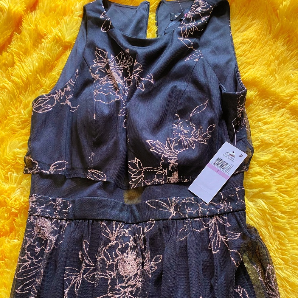 Alex and Eve NWT Evening Gown.  Size 6. Black with subtle gold sparkle